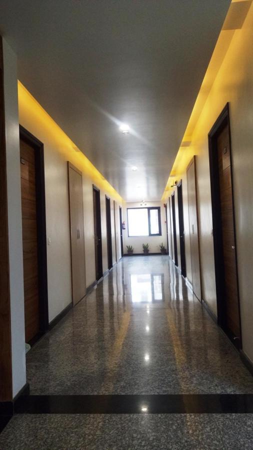 Alankrita Suites & Party Halls Mirát Kültér fotó