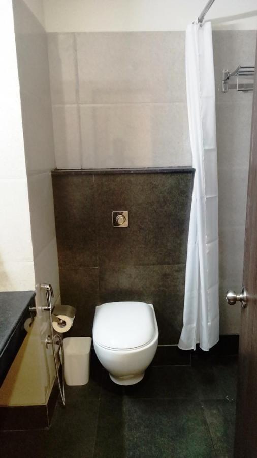 Alankrita Suites & Party Halls Mirát Kültér fotó
